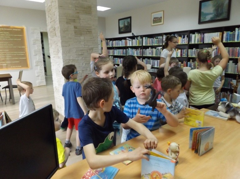 Baw się w bibliotece, a poznasz cały świat!