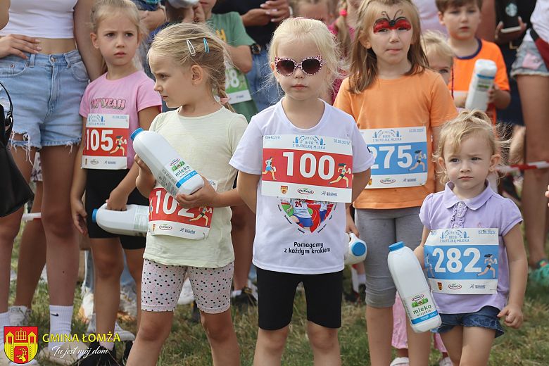 Sportowe i radosne zakończenie wakacji w Gminie Łomża z OSM Piątnica